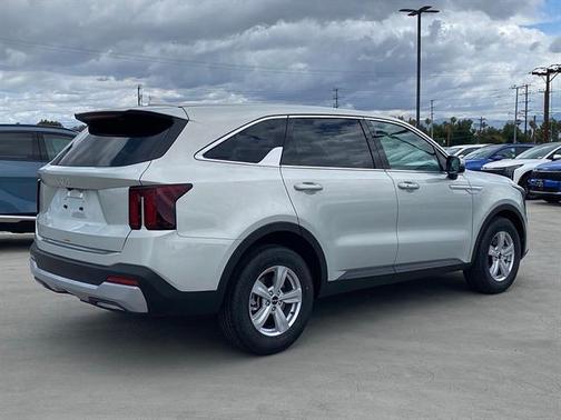 Ivory Silver 2026 Kia Sorento LX