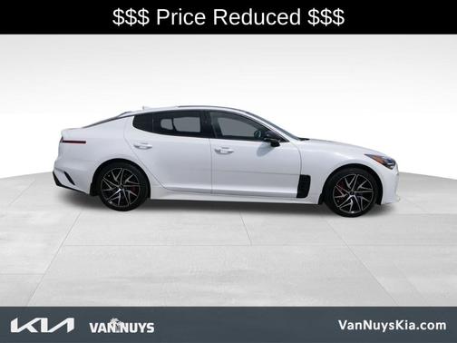 2023 Kia Stinger GT-Line