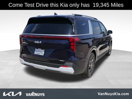2025 Kia Carnival Hybrid EX