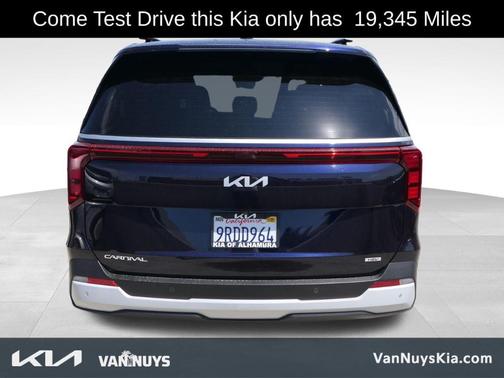 2025 Kia Carnival Hybrid EX