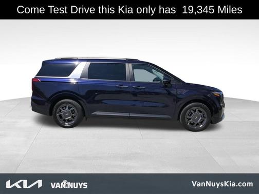 2025 Kia Carnival Hybrid EX