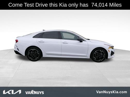 2022 Kia K5 GT-Line