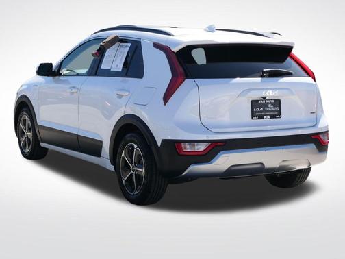 2023 Kia Niro Plug-In Hybrid EX