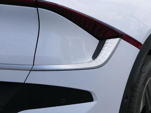 2025 Kia EV6 Light