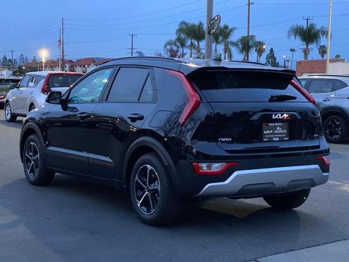 2026 Kia Niro EX