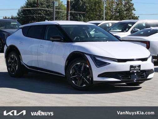 2025 Kia EV6 Wind