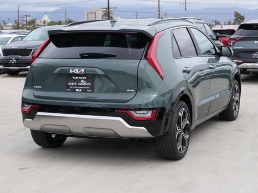 2025 Kia Niro SX Touring