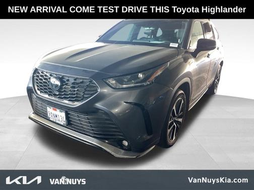 2022 Toyota Highlander XSE