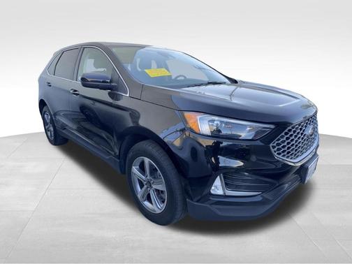 Black Metallic 2023 Ford Edge SEL