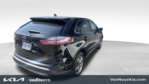 Black Metallic 2023 Ford Edge SEL