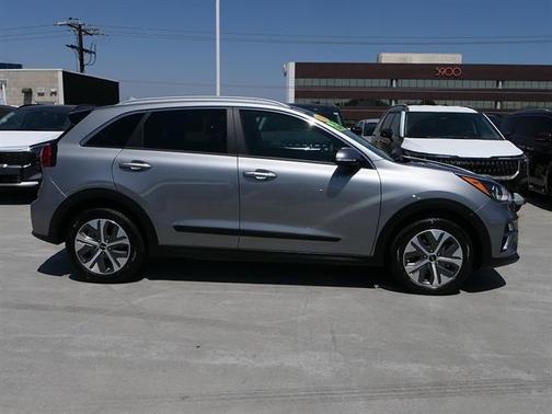 Steel Gray 2022 Kia Niro EV S