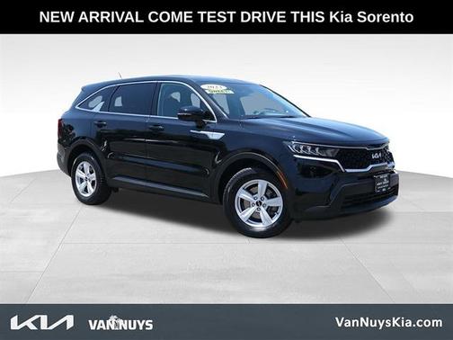 Ebony Black 2023 Kia Sorento LX