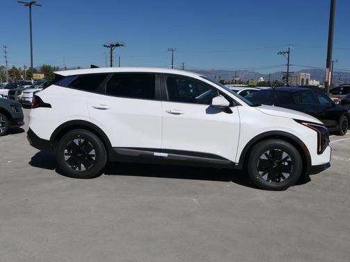 2026 Kia Sportage Hybrid LX