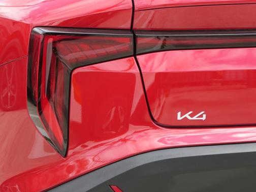 Currant Red 2025 Kia K4