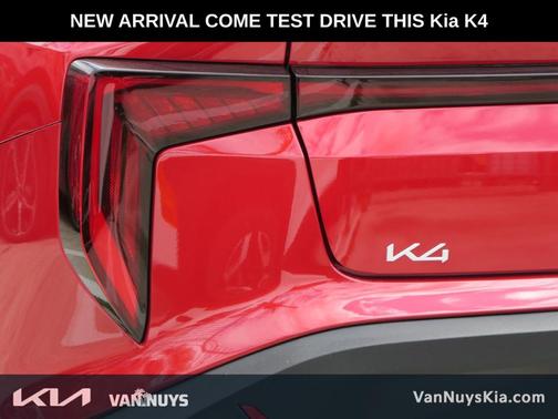 Currant Red 2025 Kia K4