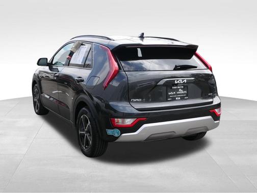 2025 Kia Niro Plug-In Hybrid EX