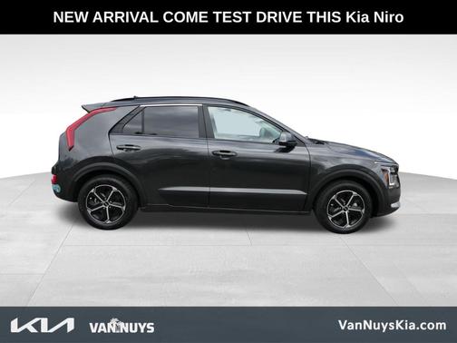 2025 Kia Niro Plug-In Hybrid EX