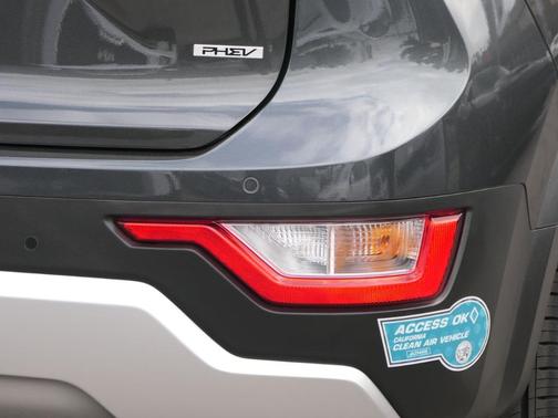 2025 Kia Niro Plug-In Hybrid EX