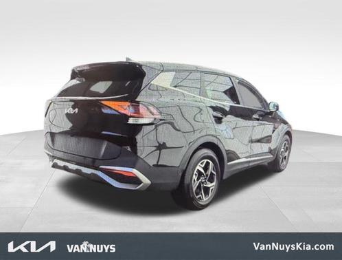 Fusion Orange 2025 Kia Sportage LX