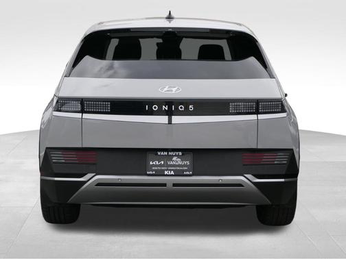 Cyber Gray 2024 Hyundai IONIQ 5 SE