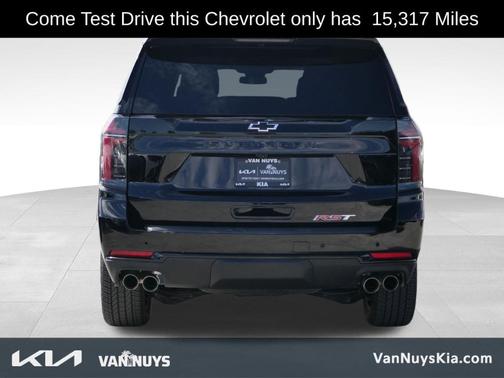 2025 Chevrolet Suburban RST