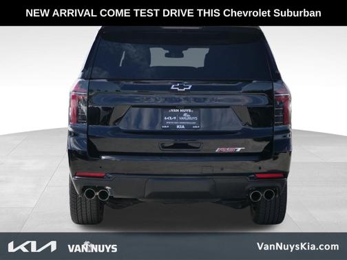 2025 Chevrolet Suburban RST