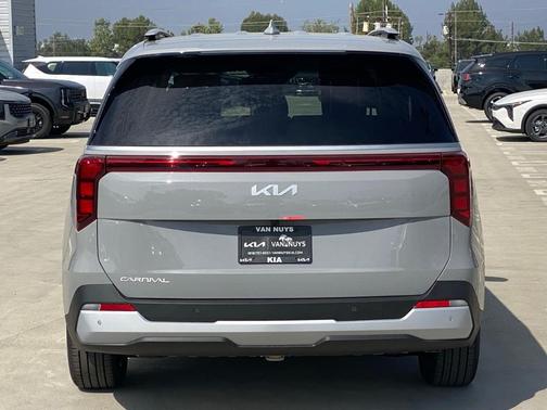 2026 Kia Carnival EX