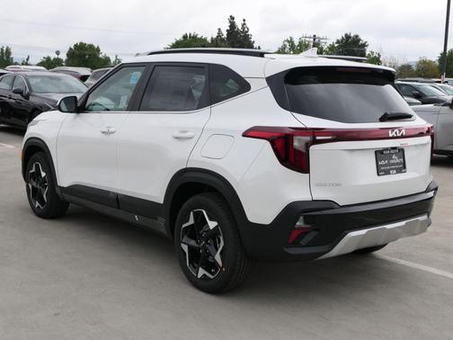 2025 Kia Seltos EX