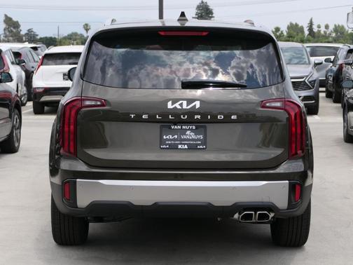 2025 Kia Telluride S