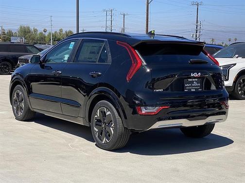 Aurora Black Pearl 2026 Kia Niro EV Wave