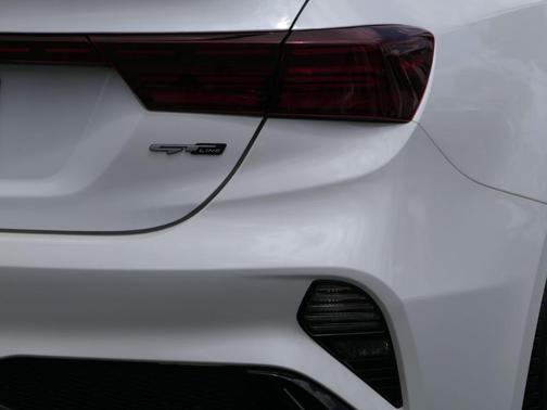 Snow White Pearl 2023 Kia Forte GT-Line