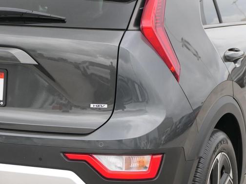 2025 Kia Niro EX