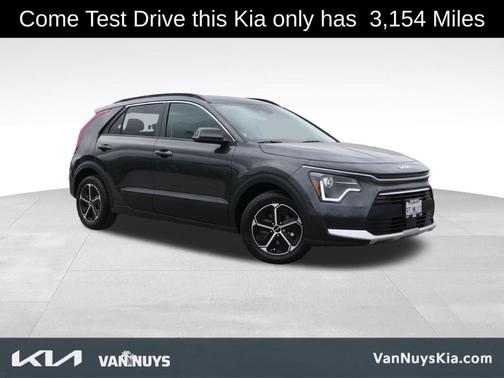 2025 Kia Niro EX