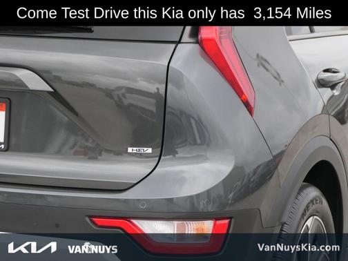 2025 Kia Niro EX