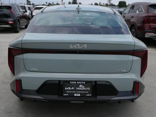2025 Kia K4 GT-Line
