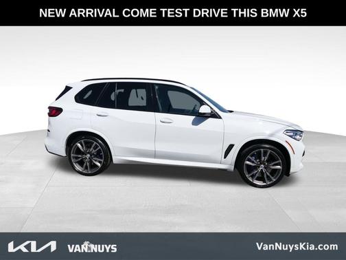 2023 BMW X5 M50i