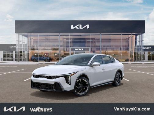 2025 Kia K4 GT-Line