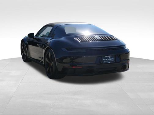 2024 Porsche 911 Targa 4 GTS