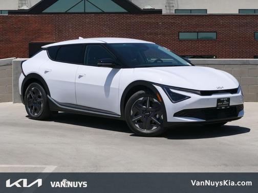 2025 Kia EV6 Light