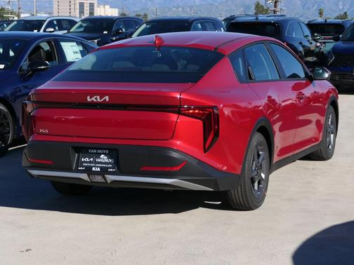 2025 Kia K4 