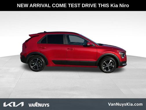 2023 Kia Niro EX
