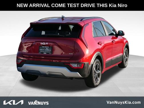 2023 Kia Niro EX