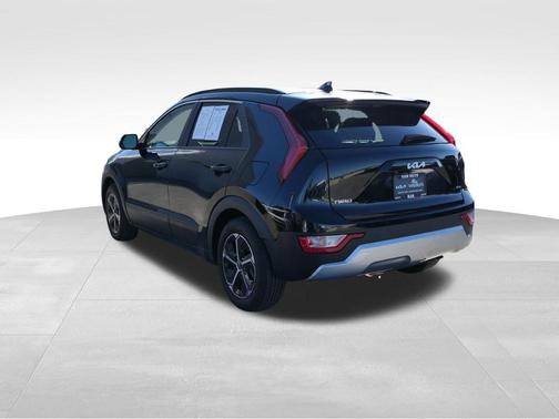 2025 Kia Niro EX