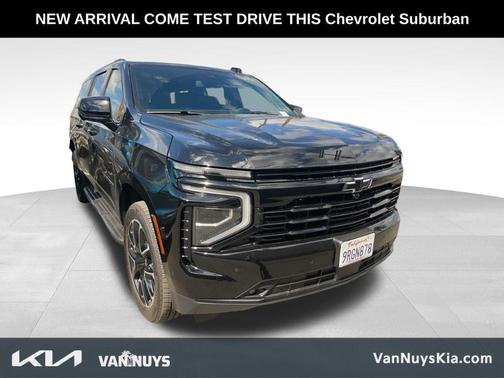 2025 Chevrolet Suburban RST