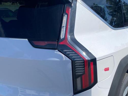 2026 Kia EV9 Light Long Range