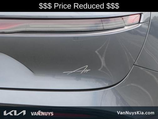 2025 Lucid Air Pure