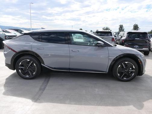 2025 Kia EV6 Wind