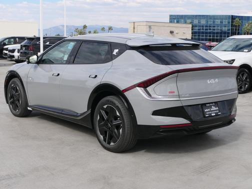 2025 Kia EV6 Wind