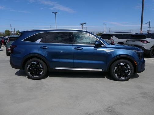 2025 Kia Sorento Hybrid EX