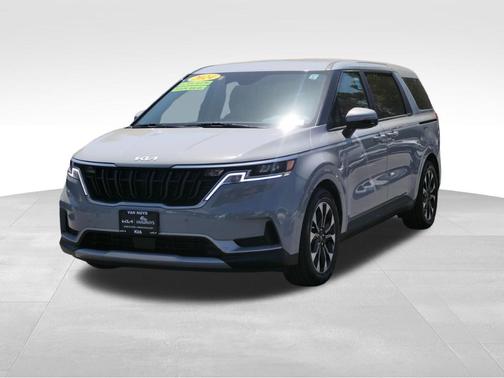Ceramic White 2024 Kia Carnival EX